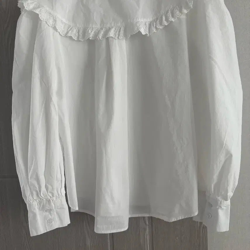 [BUNJANG] LAN White Lace Collar Cotton Blouse / LAN 화이트 레이스 카라 면 블라우스