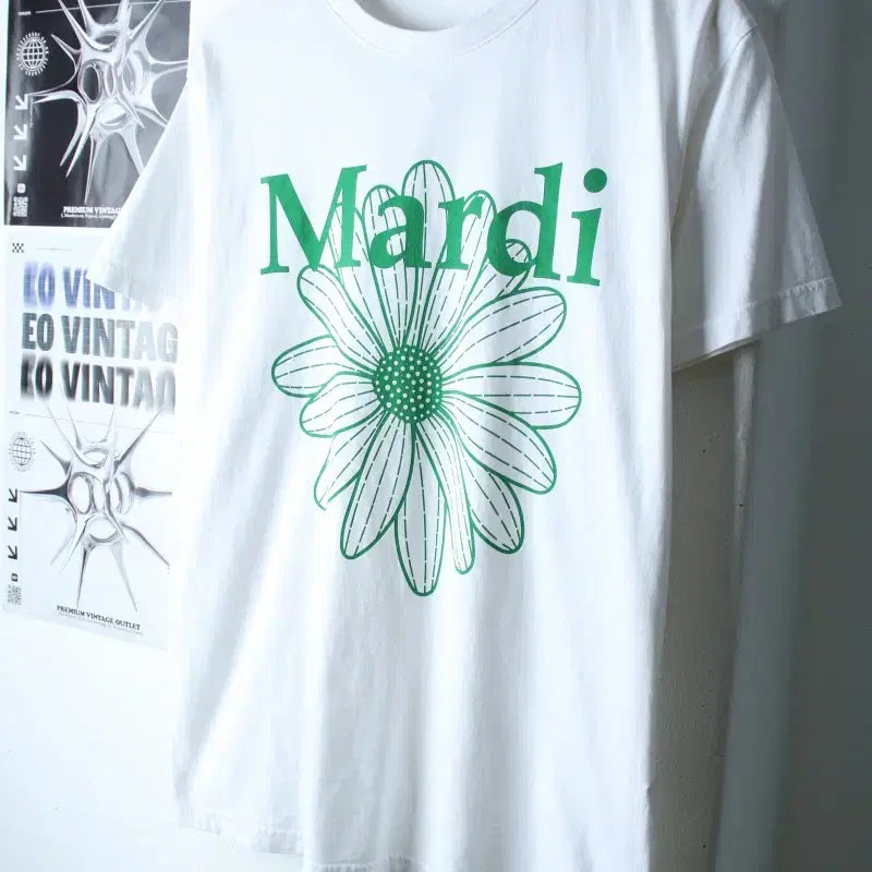[BUNJANG] Mardi Mercredi Big Logo Flower T-shirt / W(F) 마르디메르크디 반팔 티셔츠 빅로고 플라워 화이트-1830B