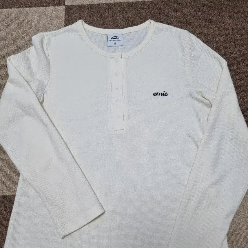 [SOLD OUT] emis 이미스 헨리넥 긴팔 티셔츠 아이보리