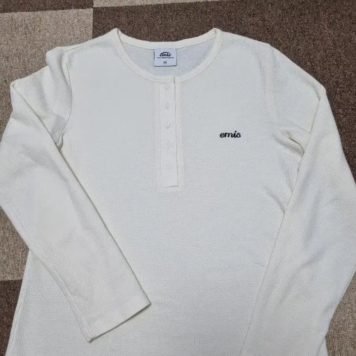 [SOLD OUT] emis 이미스 헨리넥 긴팔 티셔츠 아이보리