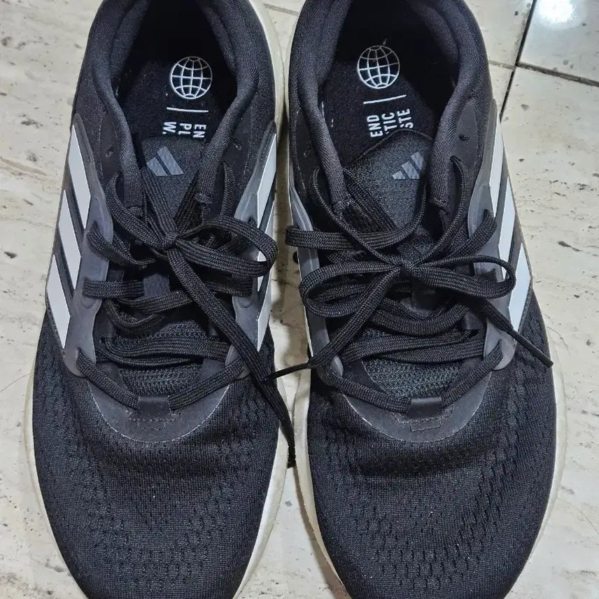 [BUNJANG] Adidas Running Shoes 270 / 아디다스 러닝화 270