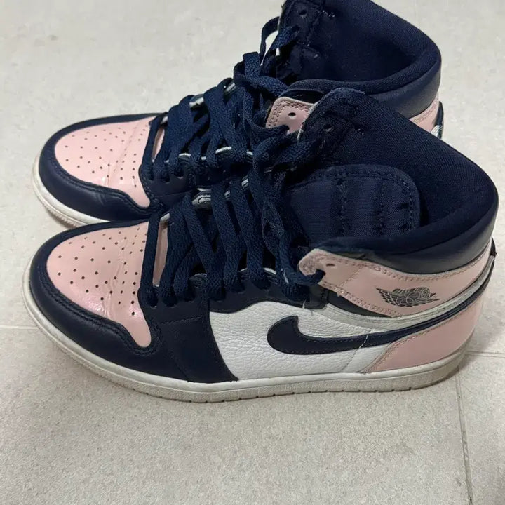 [BUNJANG] Nike Air Jordan 1 Retro High OG Atmosphere Sneakers / 나이키 조던1 레트로 하이 OG 애트모스피어