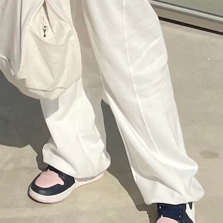 [BUNJANG] Nike Air Jordan 1 Retro High OG Atmosphere Sneakers / 나이키 조던1 레트로 하이 OG 애트모스피어