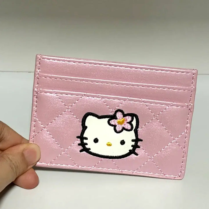 [BUNJANG] Kitty 50th Anniversary Quilted Wallet / 키티 50주년 퀼팅 지갑