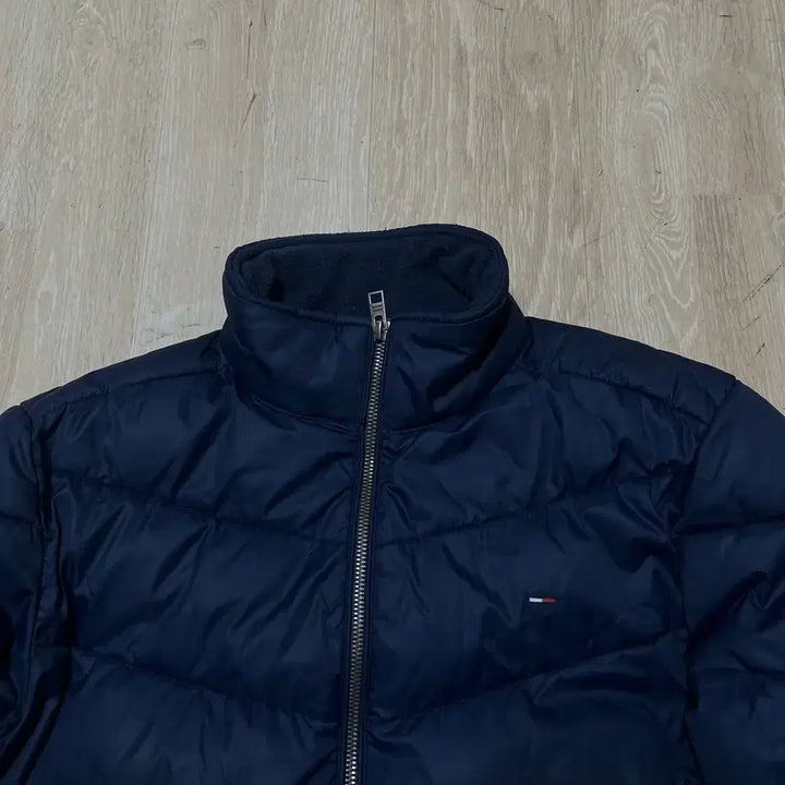 [BUNJANG] Tommy Hilfiger Duck Down Flag Stand Neck Padded Jumper (Navy) - Size S / 타미힐피거 진스 덕다운 플래그 스탠드넥 패딩 점퍼 [네이비] S/90