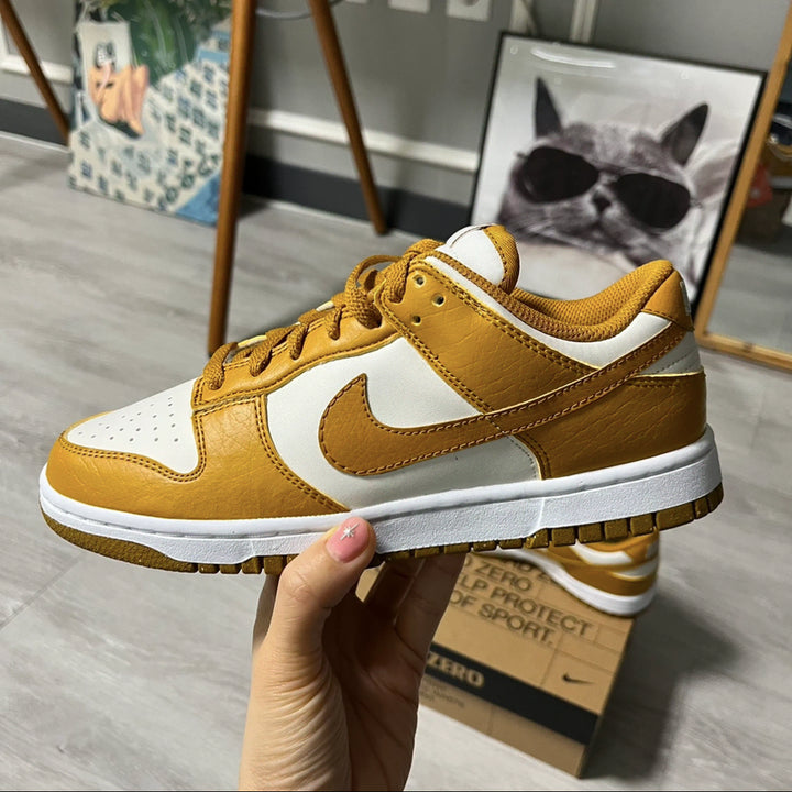 [SOLD OUT] (새제품)나이키 덩크 로우 넥스트네이처 팬텀 240