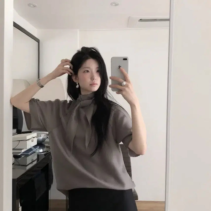 [SOLD OUT] (새상품) 르버터 에떼 스카프 블라우스
