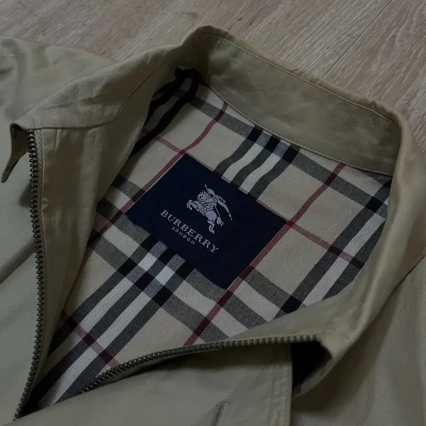 [BUNJANG] Burberry London Nova Check Lined Short Trench Coat [Beige] M / 버버리 런던 노바체크 안감 숏 트렌치 맥코트 [베이지] M/95