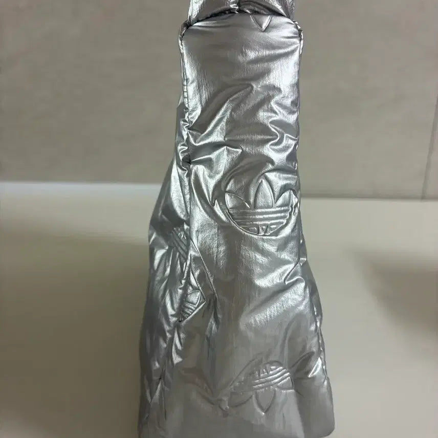 [BUNJANG] Adidas Silver Mini Shoulder Bag / 아디다스 실버 미니백 숄더백