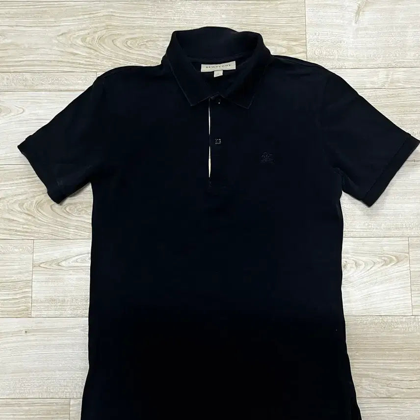 [SOLD OUT] 버버리 블랙 반팔 폴로티