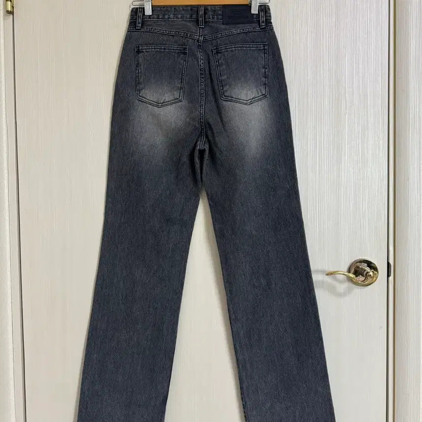 [BUNJANG] Hawa Semi-Wide Jeans / (새상품) 하와 세미와이드 청바지
