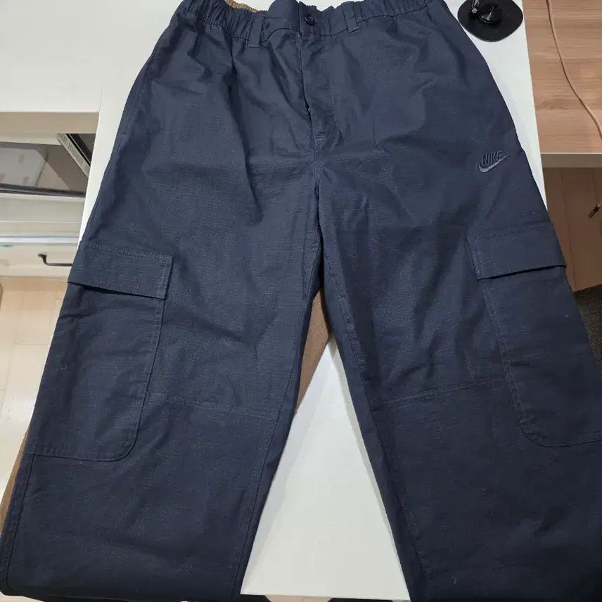 [BUNJANG] Nike Sportswear Club Woven Cargo Pants Bundle Set / 나이키 스포츠웨어 클럽 우븐 카고 팬츠(2개 일괄)