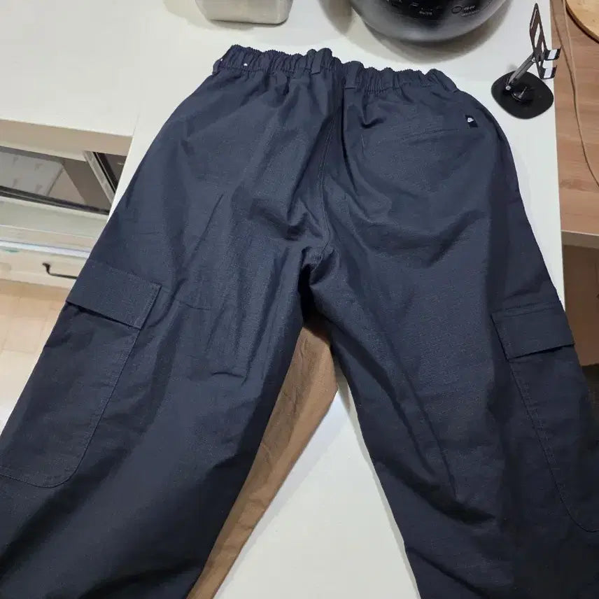 [BUNJANG] Nike Sportswear Club Woven Cargo Pants Bundle Set / 나이키 스포츠웨어 클럽 우븐 카고 팬츠(2개 일괄)