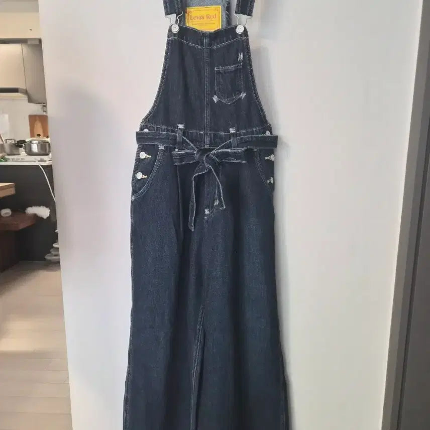 [SOLD OUT] [리바이스 레드] 여성 루즈 와이드 데님 오버롤 (XS)