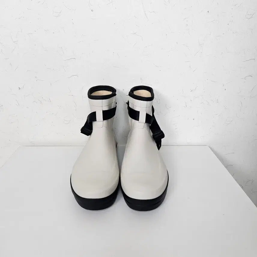 [SOLD OUT] 문스타 레인부츠 290