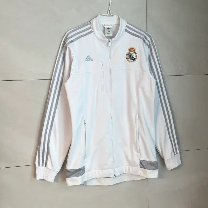 [BUNJANG] Adidas x Real Madrid Oversized Jersey White/Silver Line / [105] 아디다스X레알마드리드 극희귀 대장 져지 흰,실버 라인
