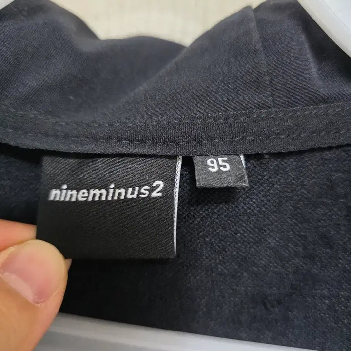 [BUNJANG] 9minut Anorak Hoodie Black 95 / 나인미닛 아노락 후드 블랙 95