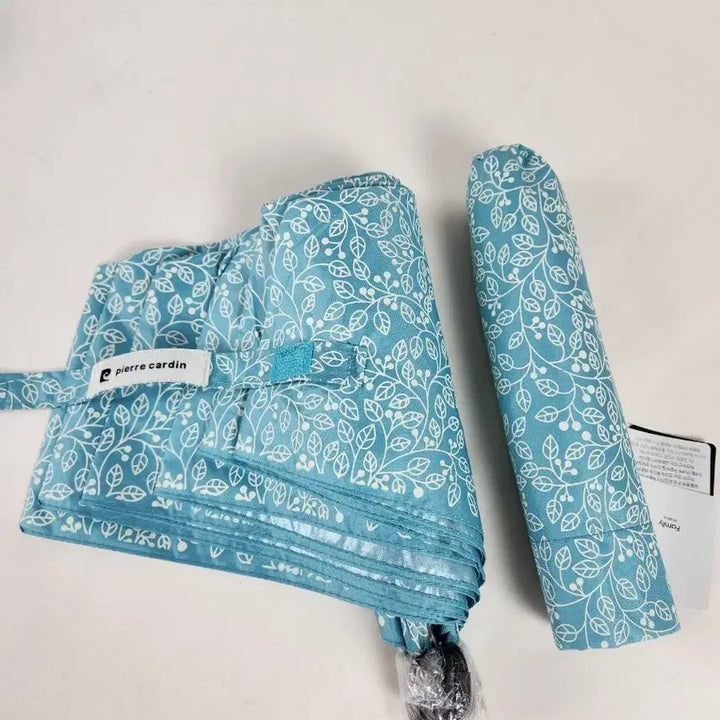 [BUNJANG] Pierre Cardin Leaf Pattern 3-Section Umbrella / 피에르가르뎅 나뭇잎 3단 우양산 새상품