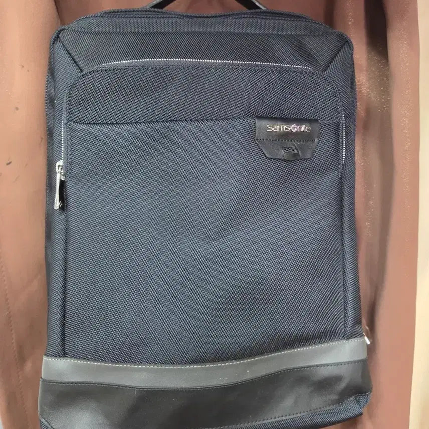 [SOLD OUT] 샘소나이트 백팩 네이비