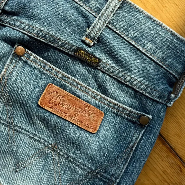 [BUNJANG] Wrangler 11MWZ Denim Regular Fit Jeans / 랭글러 11MWZ 데님 레귤러핏