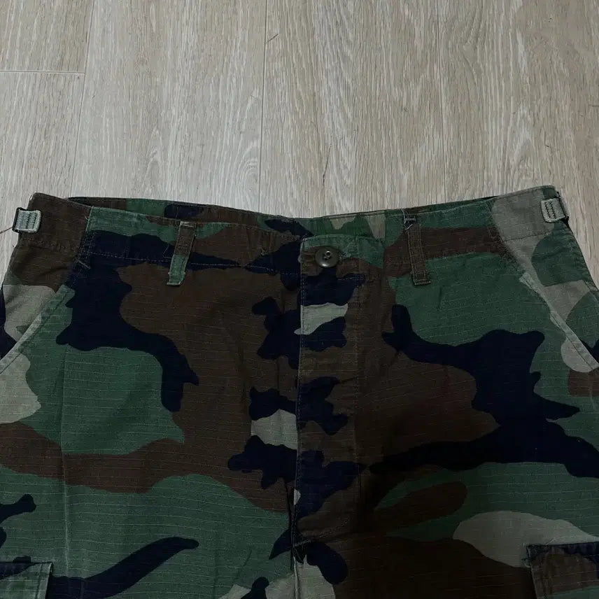 [SOLD OUT] 미군 우드랜드 밀리터리 군복 카고 팬츠 [카모플라쥬] L