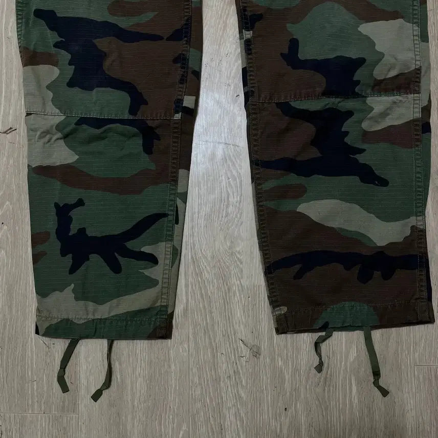 [SOLD OUT] 미군 우드랜드 밀리터리 군복 카고 팬츠 [카모플라쥬] L