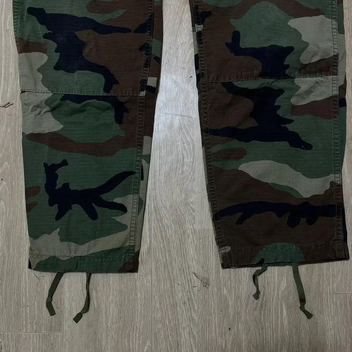 [SOLD OUT] 미군 우드랜드 밀리터리 군복 카고 팬츠 [카모플라쥬] L