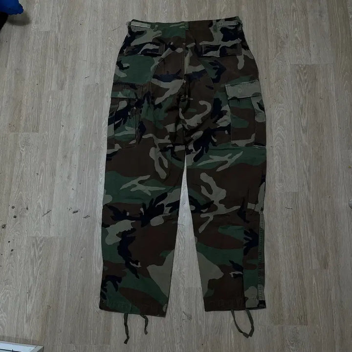 [SOLD OUT] 미군 우드랜드 밀리터리 군복 카고 팬츠 [카모플라쥬] L