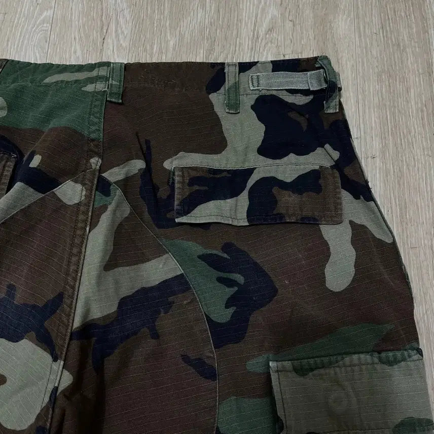 [SOLD OUT] 미군 우드랜드 밀리터리 군복 카고 팬츠 [카모플라쥬] L