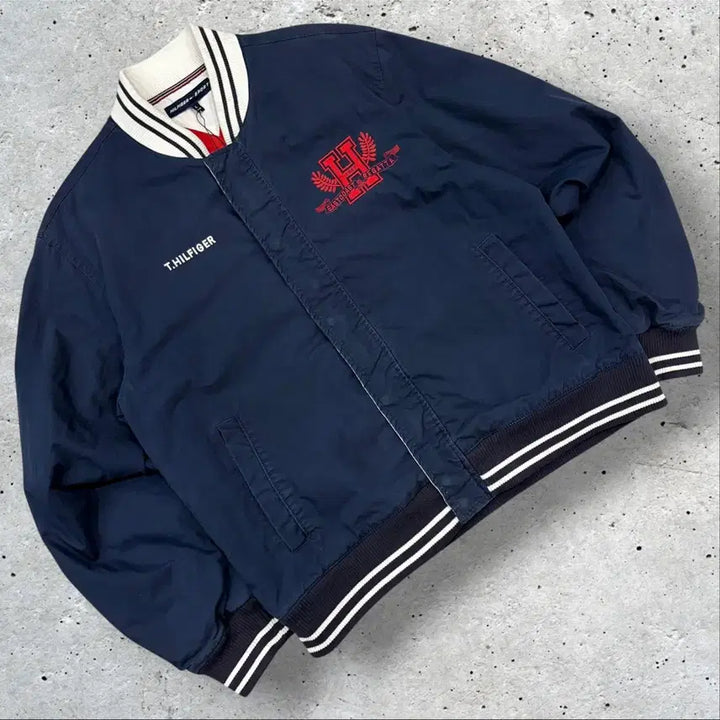 [BUNJANG] Tommy Hilfiger 06s Sport Old School Navy Bomber Jacket / [L] 06s 타미힐피거 스포츠 올드스쿨 네이비 봄버 자켓
