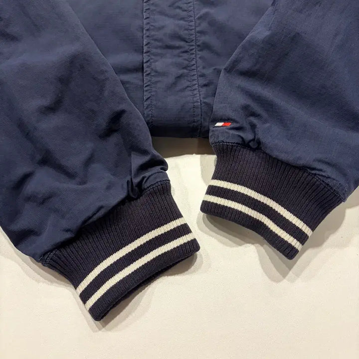 [BUNJANG] Tommy Hilfiger 06s Sport Old School Navy Bomber Jacket / [L] 06s 타미힐피거 스포츠 올드스쿨 네이비 봄버 자켓