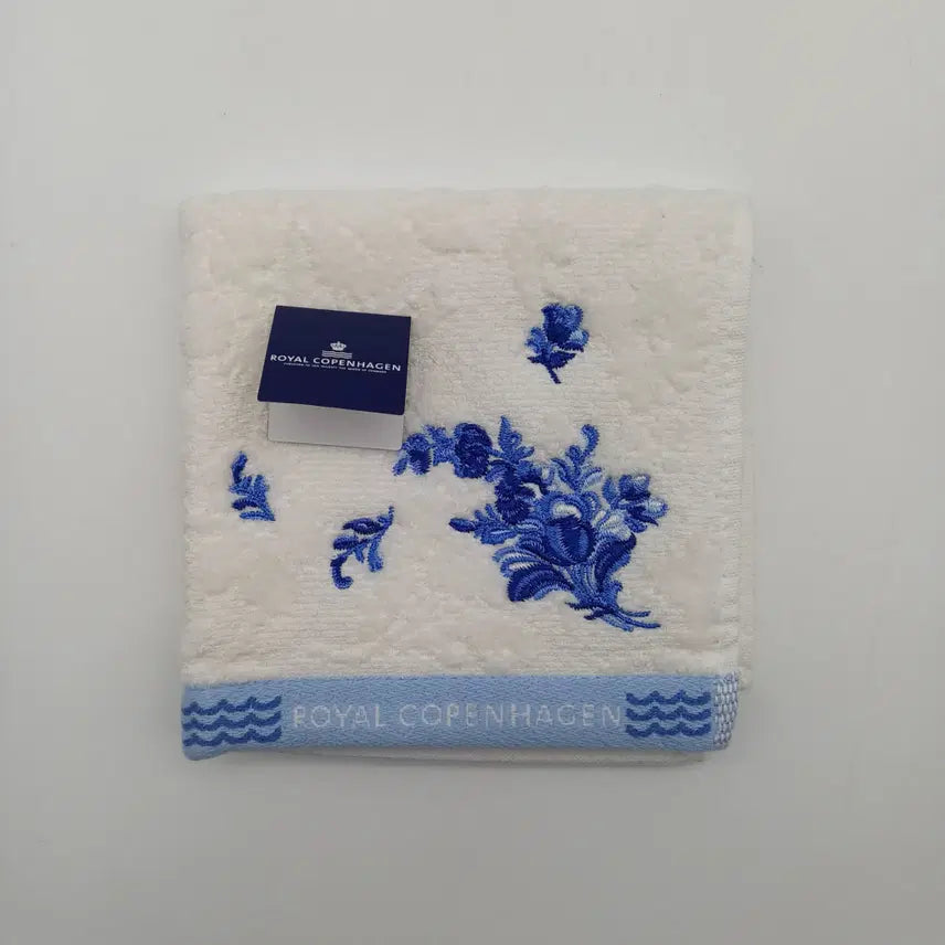 [BUNJANG] Royal Copenhagen Hand Towel Handkerchief / 로얄 코펜하겐 핸드타월 손수건 [FSB11735-185-15]