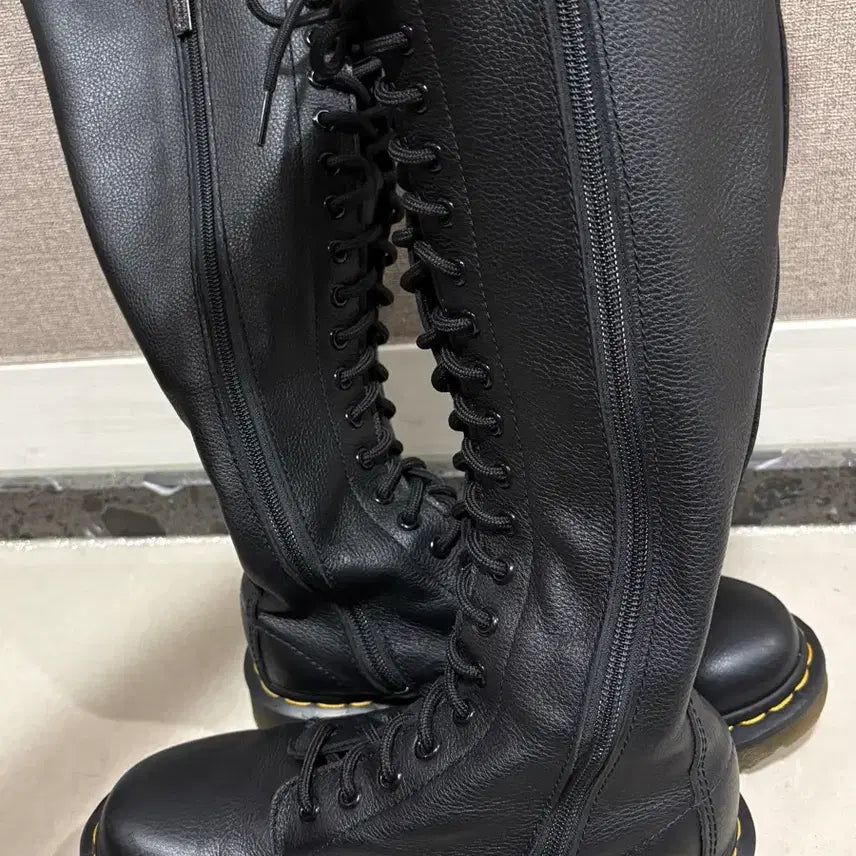 [BUNJANG] Dr. Martens 1B60 Virginia Boots / 닥터마틴 1B60 버지니아