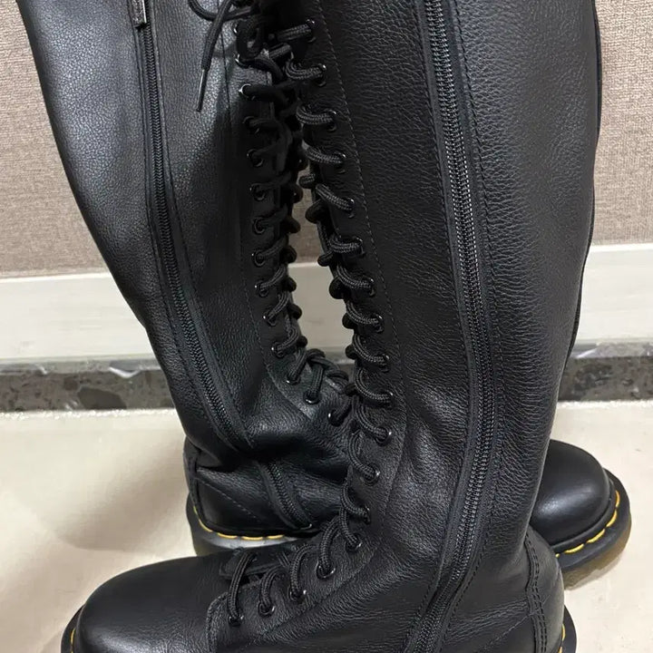 [BUNJANG] Dr. Martens 1B60 Virginia Boots / 닥터마틴 1B60 버지니아