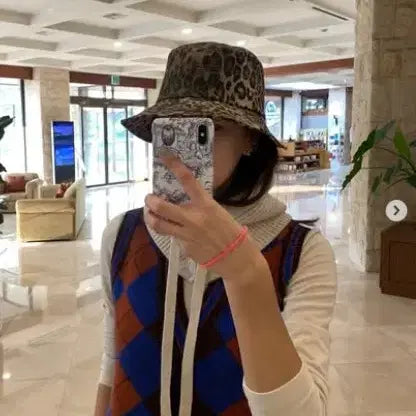 [BUNJANG] Soyoom Leopard Pattern Bucket Hat / 소윰 레오파드 패턴 버킷햇 모자