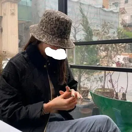 [BUNJANG] Soyoom Leopard Pattern Bucket Hat / 소윰 레오파드 패턴 버킷햇 모자