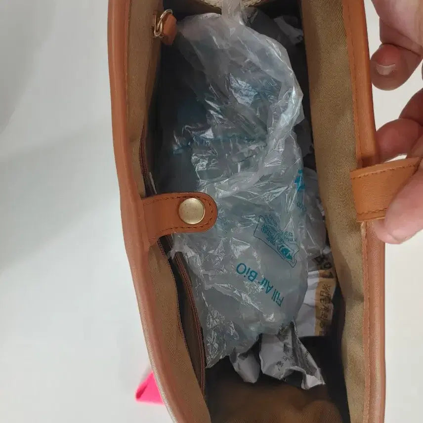 [BUNJANG] P.LABEL Tote Bag with Pink Strap / P.LABEL 피레이블 토트백 숄더백판매합니다