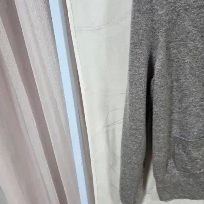 [BUNJANG] Hazzys Puppy Embroidered Pure Wool Knit Cardigan (90) / 헤지스퍼피자수순모니트가디건(90)