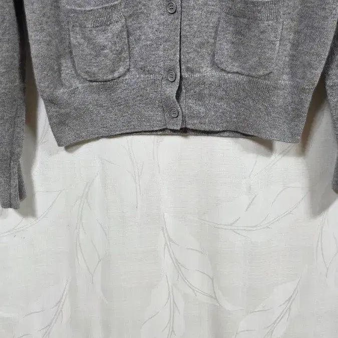 [BUNJANG] Hazzys Puppy Embroidered Pure Wool Knit Cardigan (90) / 헤지스퍼피자수순모니트가디건(90)
