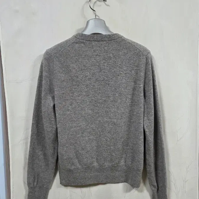 [BUNJANG] Hazzys Puppy Embroidered Pure Wool Knit Cardigan (90) / 헤지스퍼피자수순모니트가디건(90)