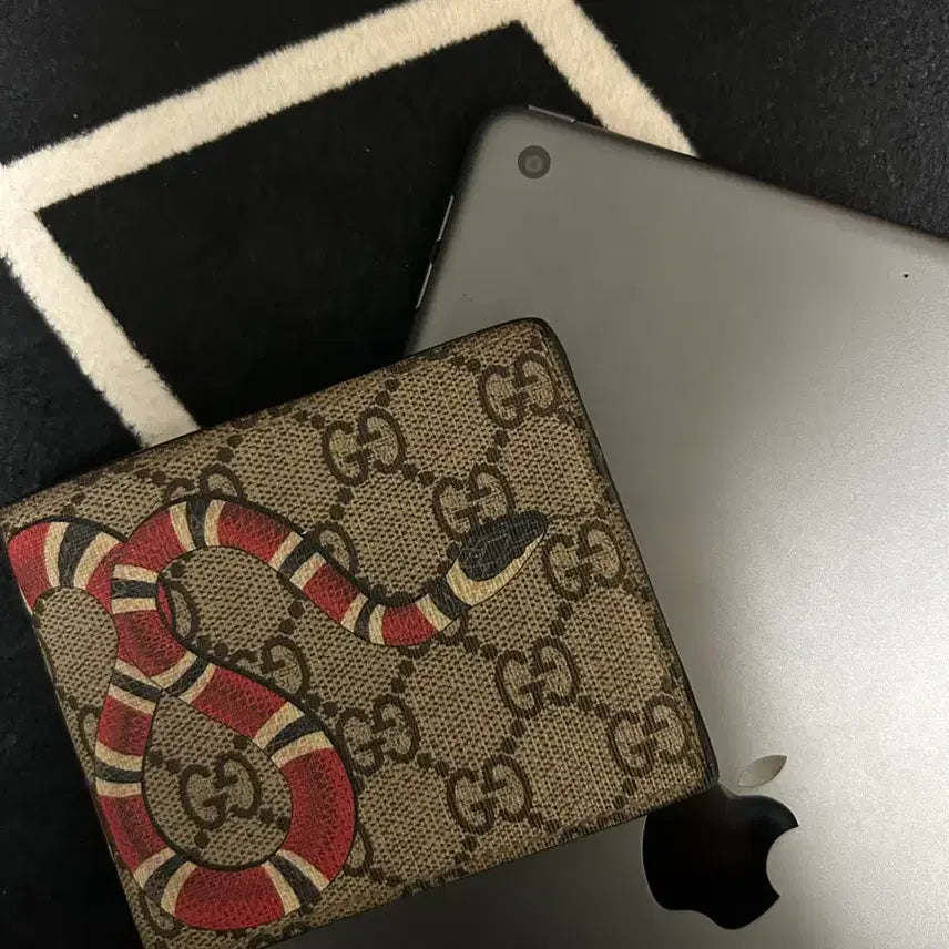 [BUNJANG] Gucci King Snake Bifold Wallet / [정품/풀박스] 구찌 킹 스네이크 반지갑