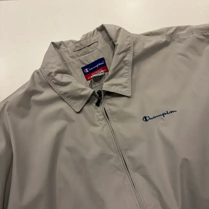 [BUNJANG] Champion 4XL Beige Windbreaker Jacket / [4XL] 챔피온 빅사이즈 베이지 폴리 바람막이 자켓