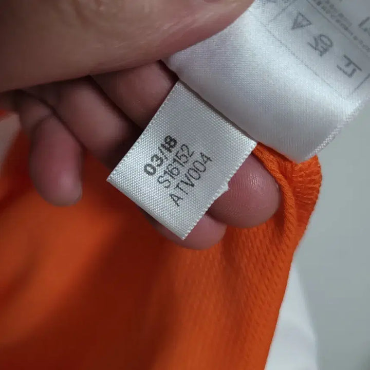 [BUNJANG] Adidas Tri-Stripe Orange Functional Short Sleeve T-Shirt / (L) ADIDAS 아디다스 삼선 오렌지 기능성 반팔 티셔츠