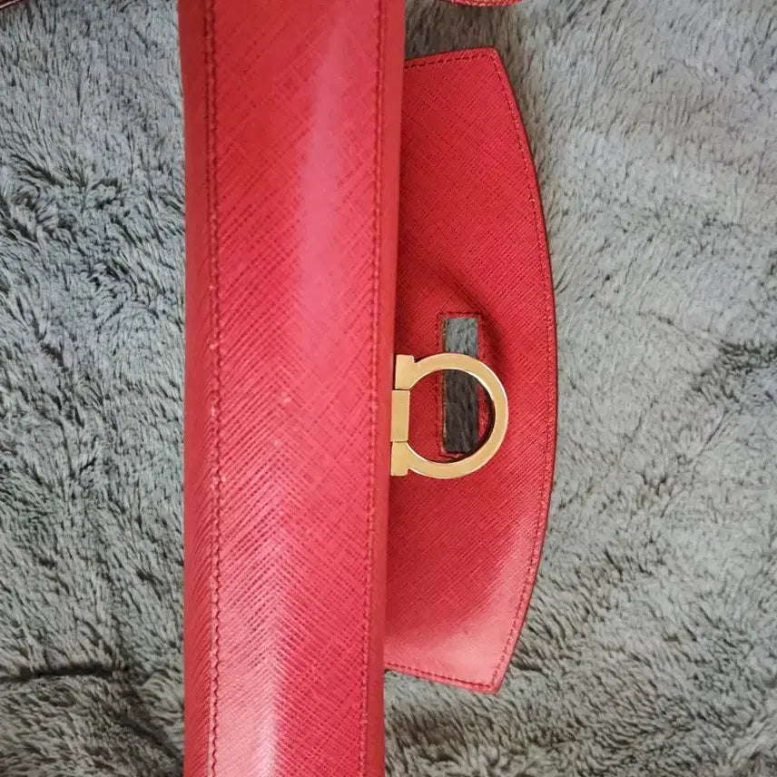 [BUNJANG] Ferragamo Red Gancini Flap Bag / 페라가모 레드 간치니 플랩백