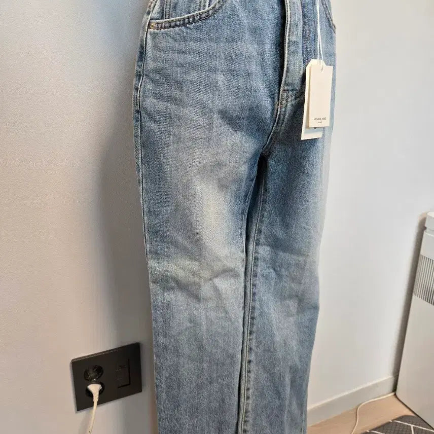 [BUNJANG] Straight Leg Jeans S / (S)새상품 일자 청바지