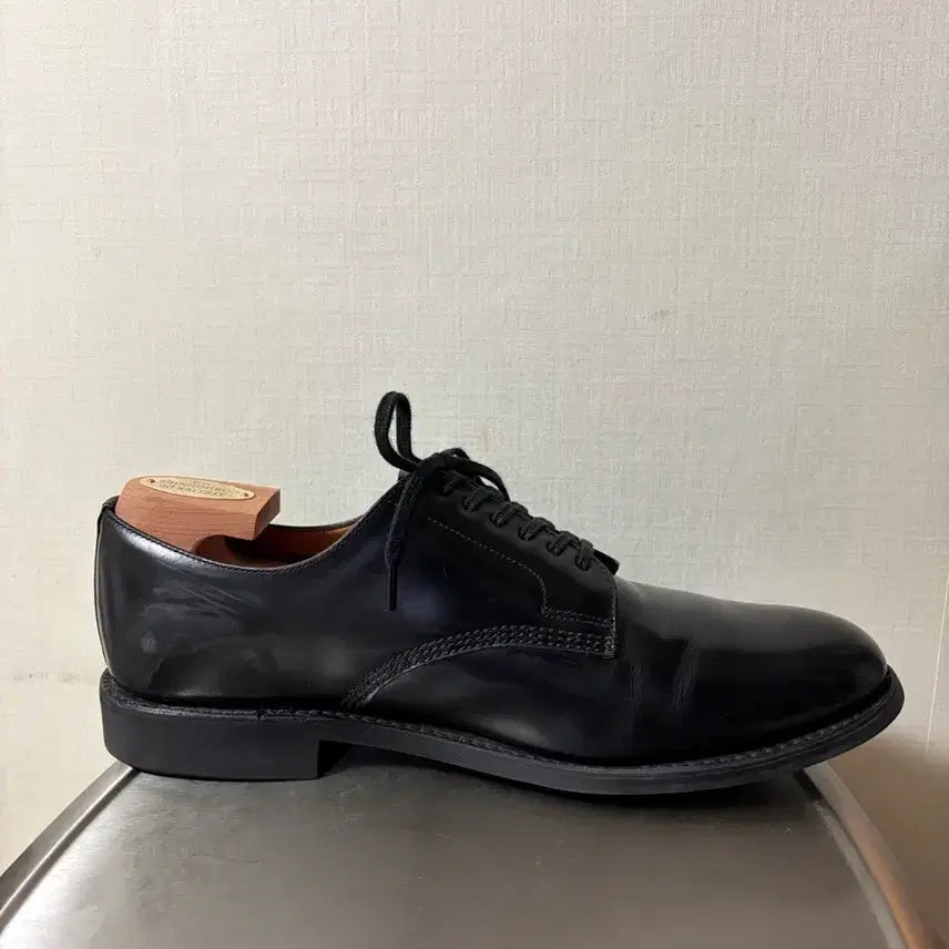 [SOLD OUT] 275) 샌더스 밀리터리 더비 플레인토 폴리시드 레더 uk8.5