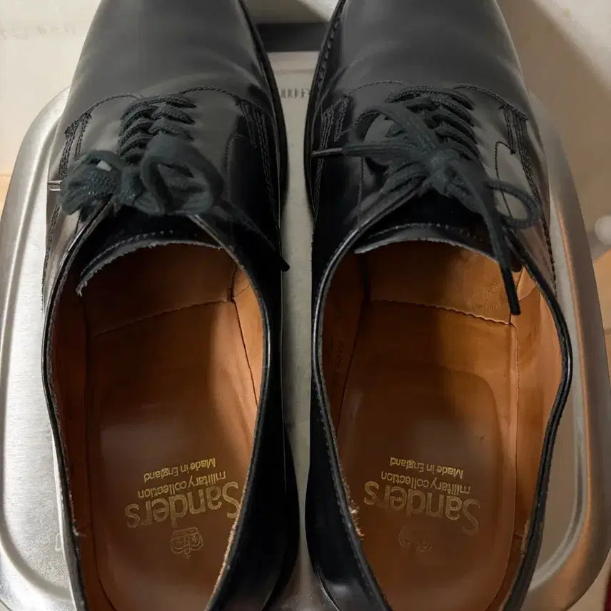 [SOLD OUT] 275) 샌더스 밀리터리 더비 플레인토 폴리시드 레더 uk8.5
