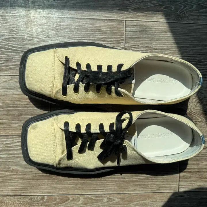 [BUNJANG] Undyed Room SPACE301 Canvas Shoes / 언다이드룸SPACE301 280