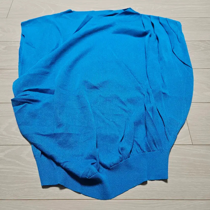 [BUNJANG] Lee Sang Soon Blue Knit T-shirt (Size 66) / LEE SANG SOON 에디션 블루 니트 티셔츠 새상품 66