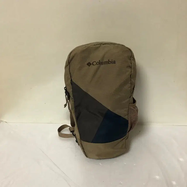 [BUNJANG] Columbia Sling Bag / 컬럼비아 슬링백@9910